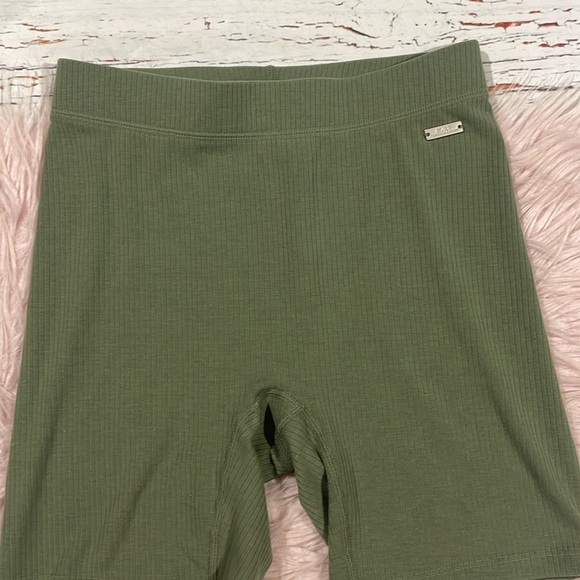 BYLT Basics Rib High-Waist Biker Short Palm - Picture 5 of 9